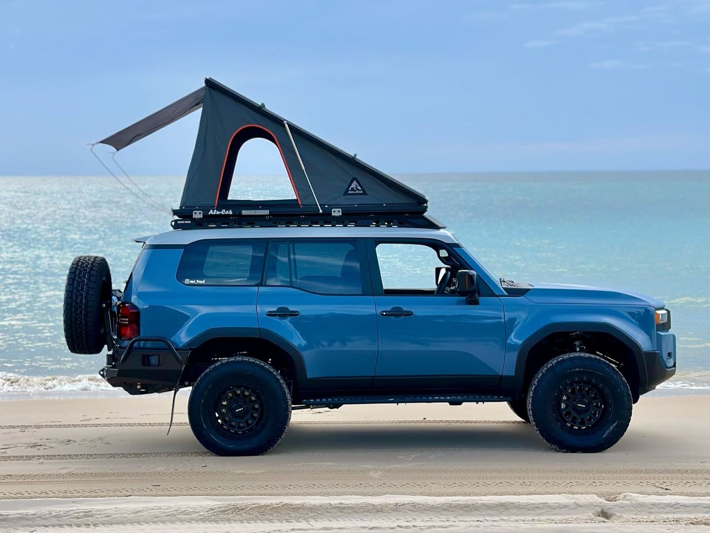 LT-50 - Alu Cab Lightweight Rooftop tent - Image 6