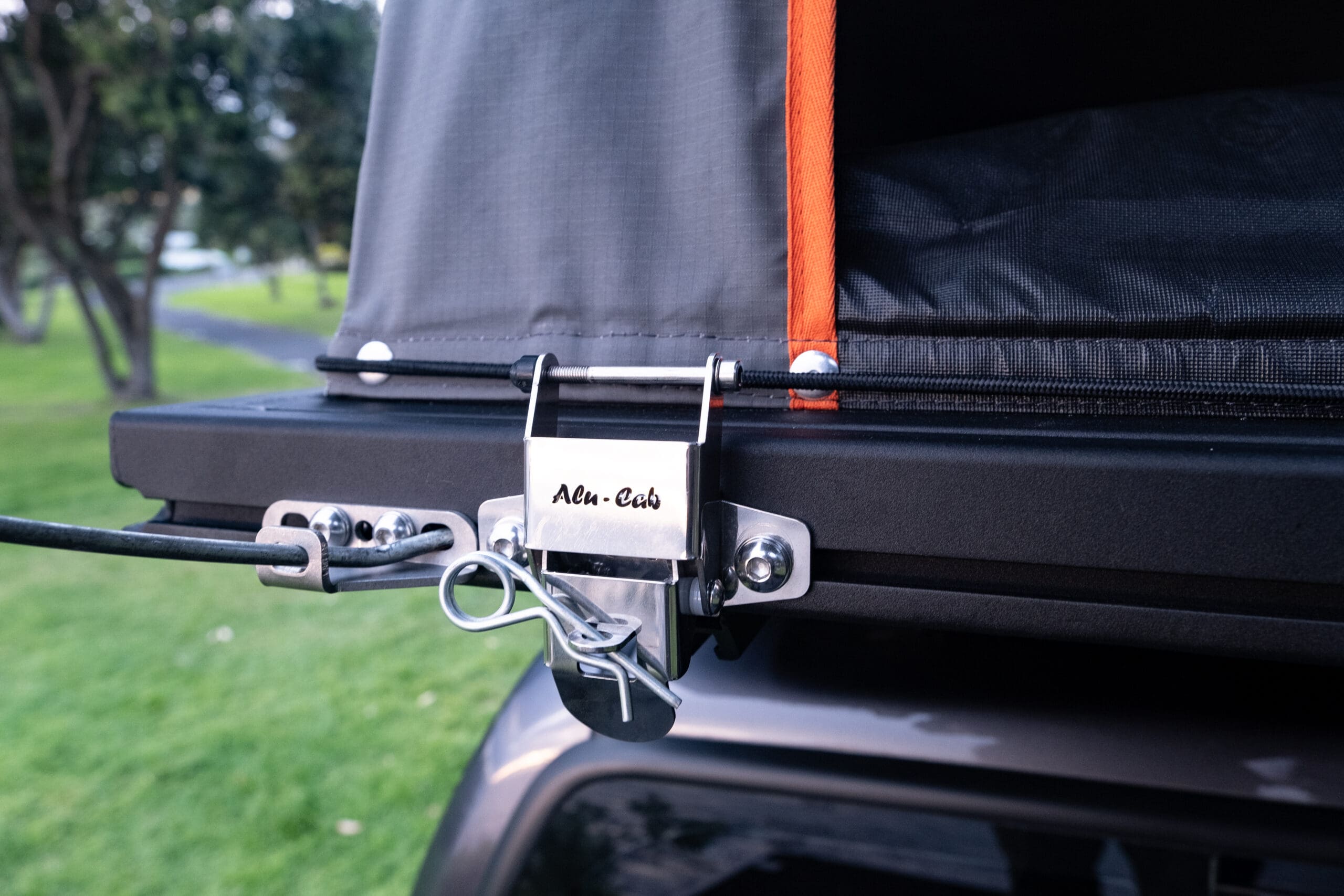 LT-50 - Alu Cab Lightweight Rooftop tent - Image 5