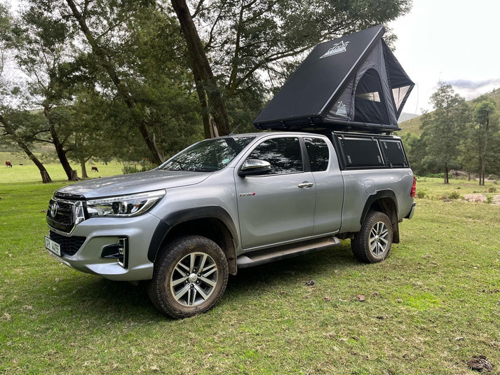 Easy Set Up Waterproof Slimline Car Hardshell Rooftop Tent - Image 3